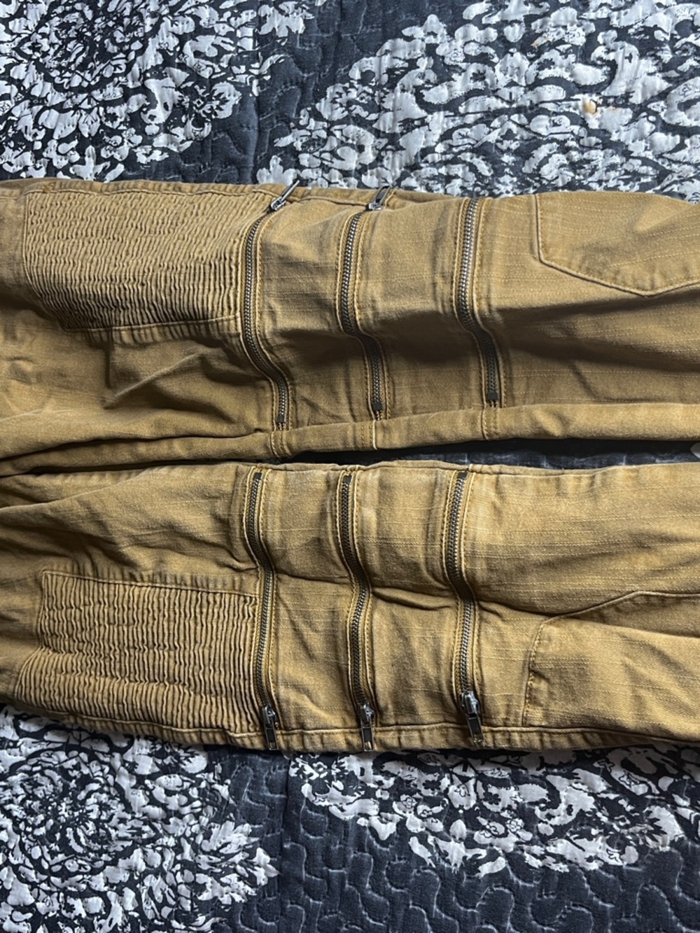 Black Cargo Moto Pants in Olive-Tan